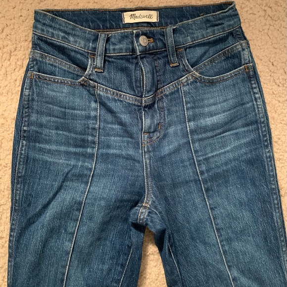 Madewell Denim - The Madewell Classic Straight Jean